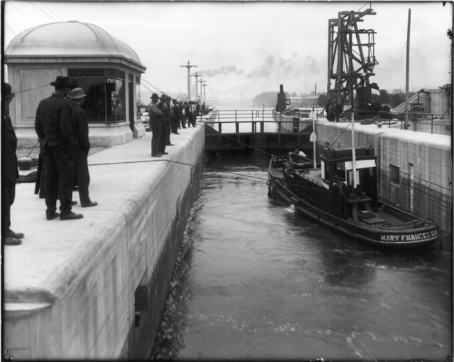 Ballard Locks under construction, 1916. Photo © Webster & Stevens/MOHAI.