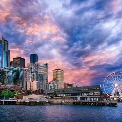 Seattle's central waterfront at sunset. Photo: Michael Matti (CC BY-NC 2.0) https://www.flickr.com/photos/michaelmattiphotography/9090323308/
