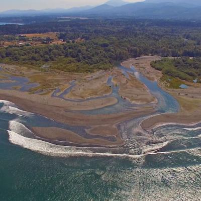 The mouth of the Elwha River along the Strait of Juan de Fuca in 2016. Photo by Dave Parks and CWI (with permission). All rights reserved.