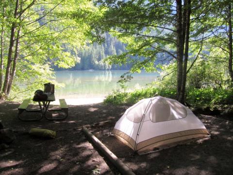 Whatcom County’s Colonial Creek Campground site 85. Photo: Miguel Vieira  (CC BY 2.0) https://c1.staticflickr.com/7/6089/6063751537_49e65160f2_b.jpg